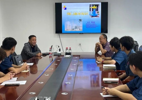 傳承與接力——記鹿煥成高級工程師來我廠做閥門基本知識的課程培訓